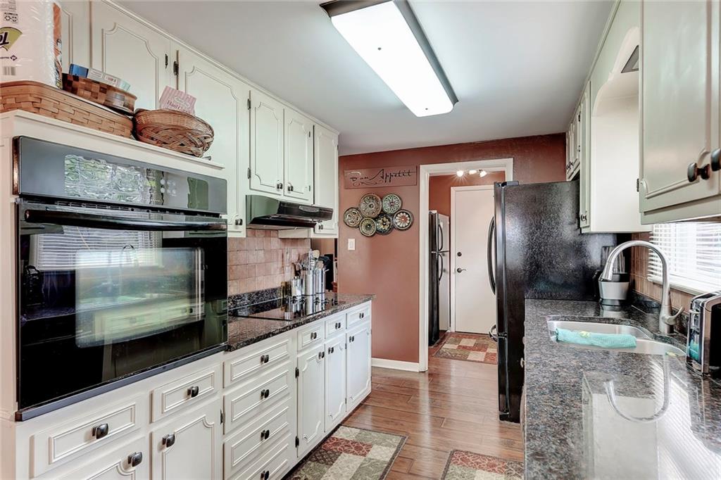 7960 Lieber Road Indianapolis, IN 46260 - Photo 17 of 37 Gallery Image 17