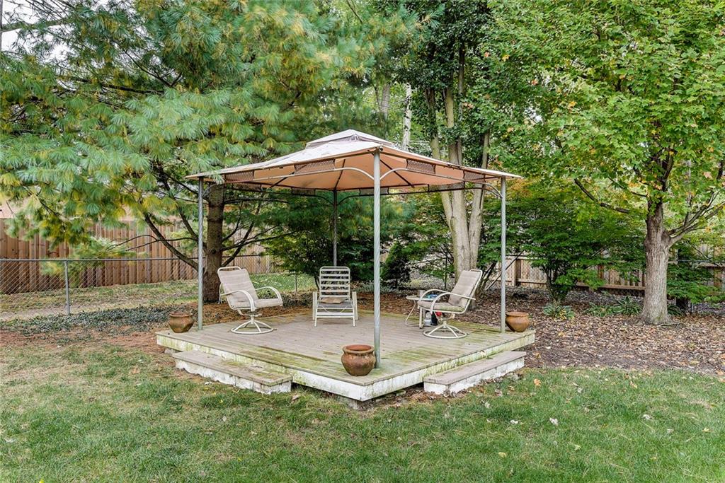 7960 Lieber Road Indianapolis, IN 46260 - Photo 10 of 37 Gallery Image 10