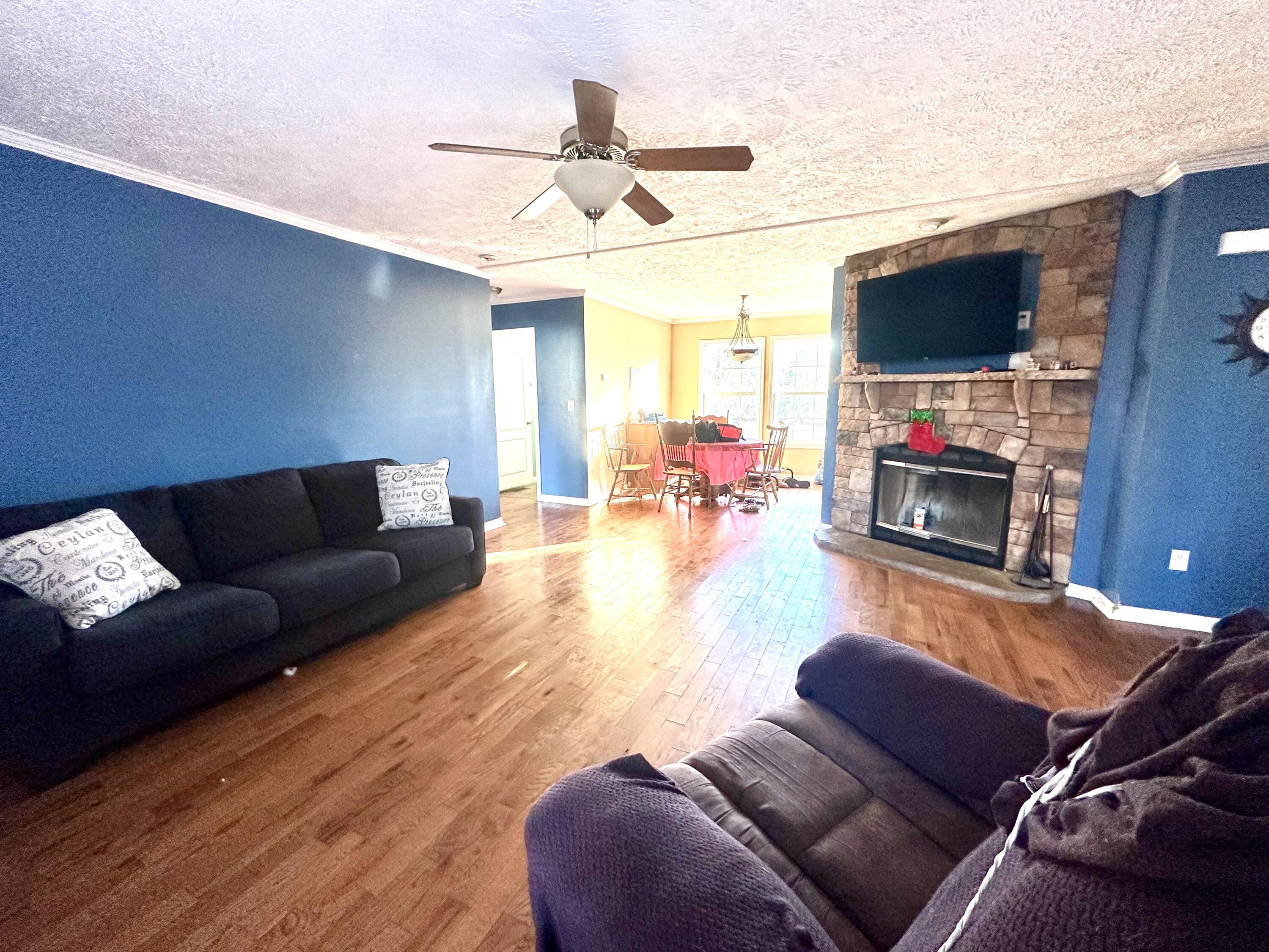 1209 Daniels Road Trenton, GA 30752 - Photo 2 of 14 IMG_0552