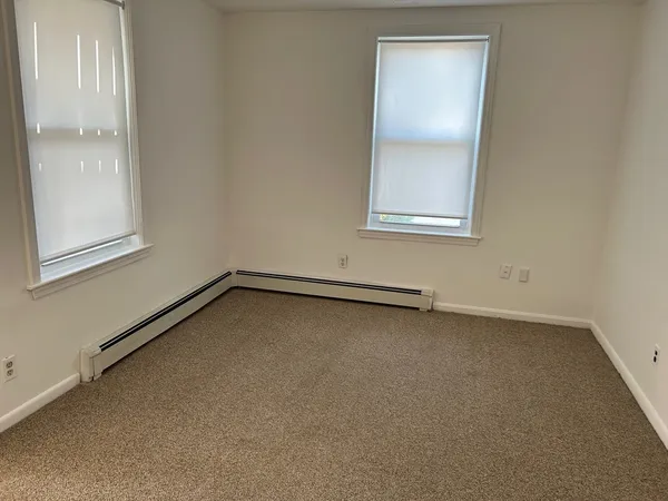 $1,800 | 23 Brown Street, Unit 1, Waltham, MA 02453