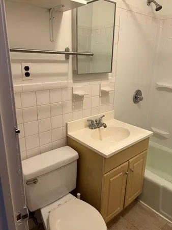 $1,800 | 23 Brown Street, Unit 1, Waltham, MA 02453