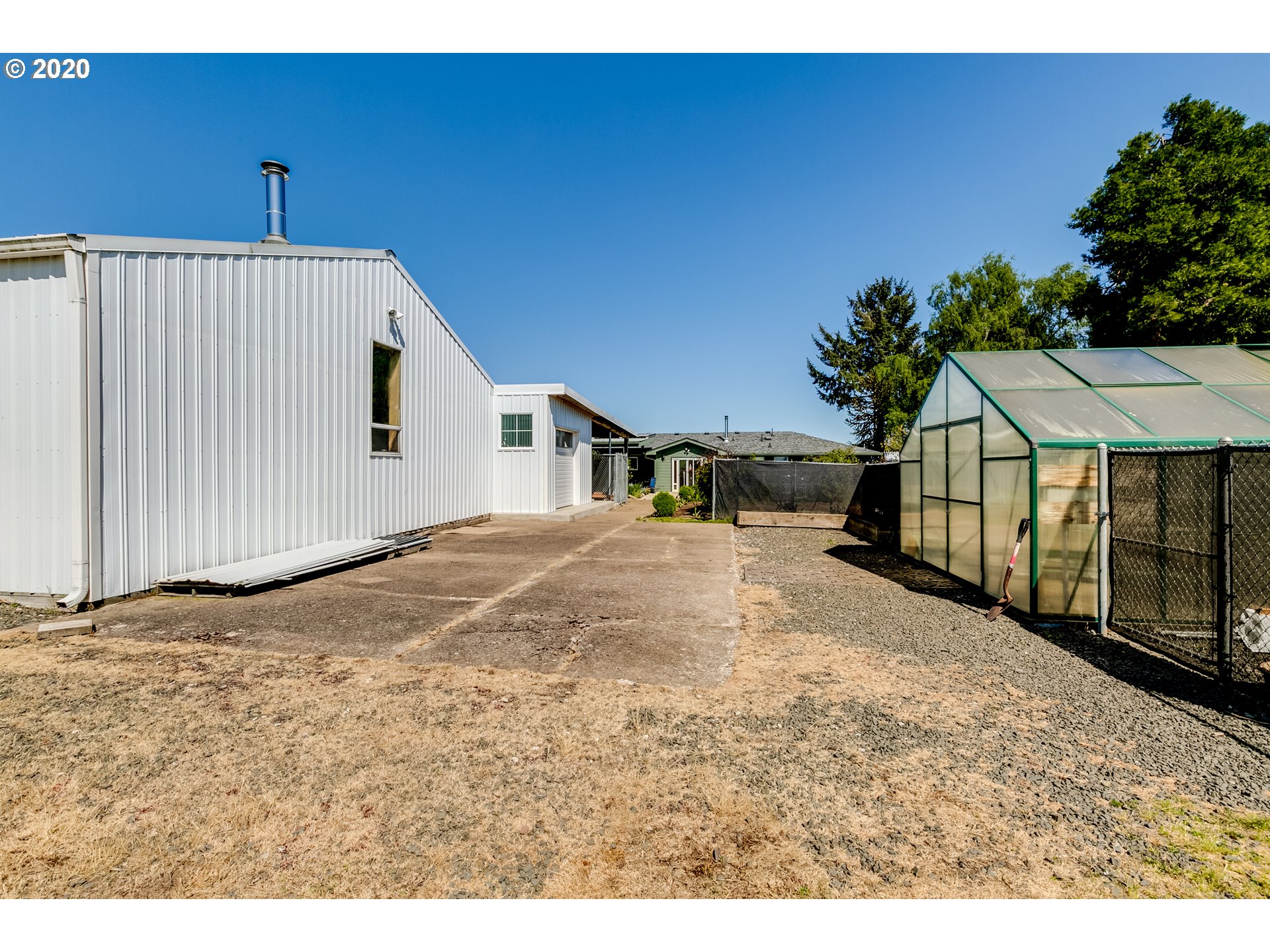 89518 Fir Butte Road Eugene, OR 97402 - Photo 28 of 32