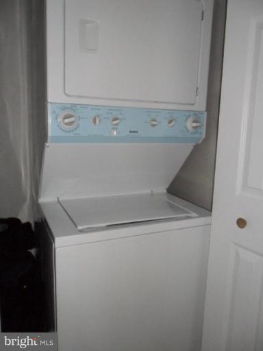 5624 7th Road South Arlington, VA 22204 - Photo 3 of 13 Laundry Area 1
