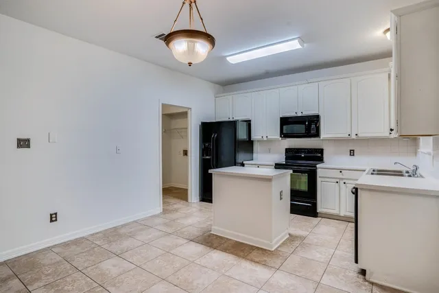 $1,995 | 3756 Top Rock Lane, Round Rock, TX 78681