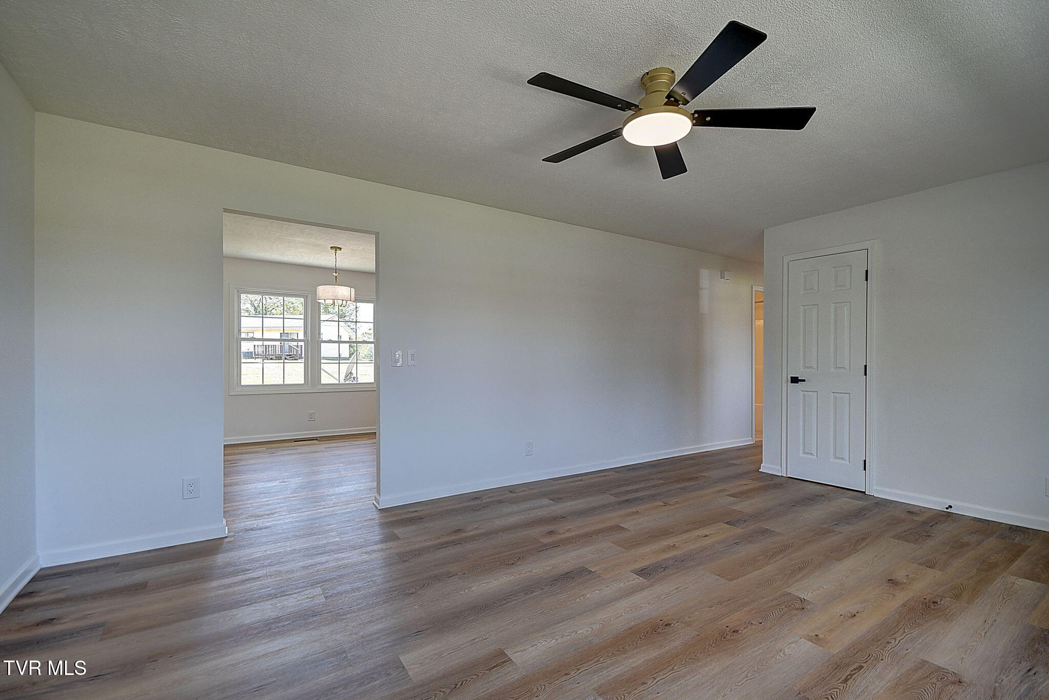 689 Liberty Church Road Kingsport, TN 37663 - Photo 6 of 46 18-web-or-mls-689 Liberty Church LG-6