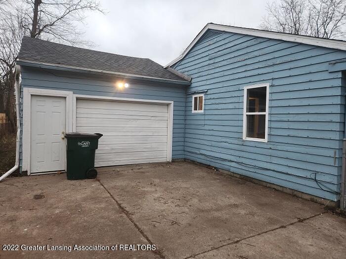 1616 West Miller Road Lansing, MI 48911 - Photo 8 of 13 20230112_165430