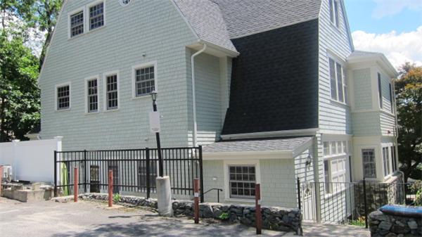 31 Greystone Road, Unit 1 Malden, MA 02148 - Photo 4 of 28 Gallery Image 4