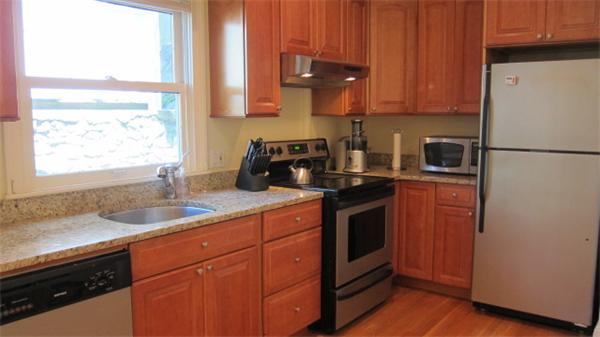 31 Greystone Road, Unit 1 Malden, MA 02148 - Photo 9 of 28 Gallery Image 9