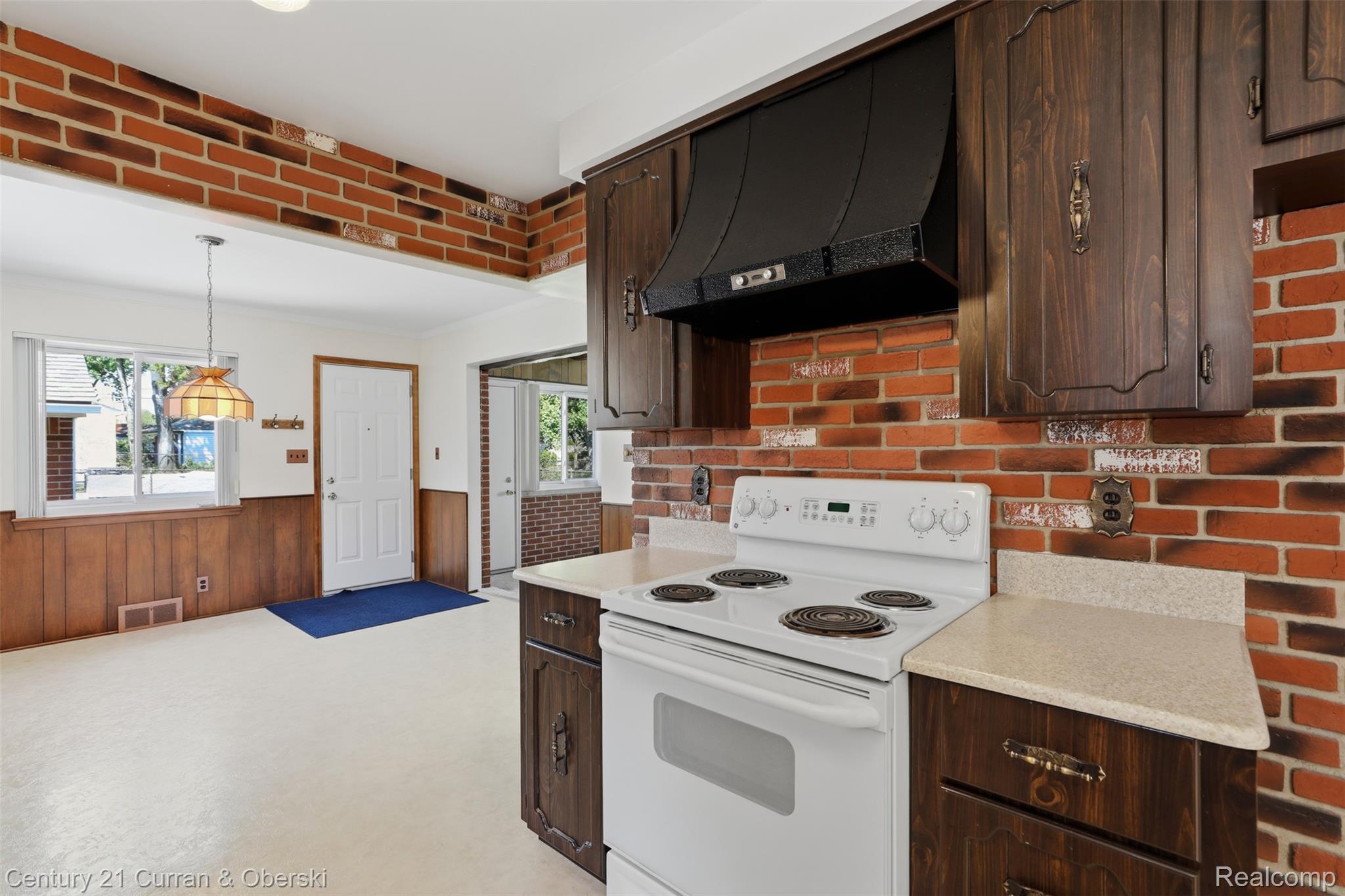 2464 Cornell Street Dearborn, MI 48124 - Photo 13 of 38