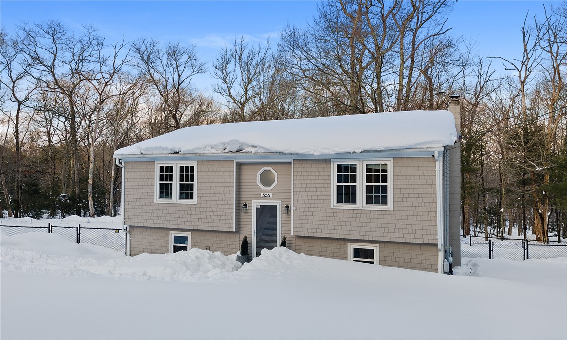 555 Mail Road Exeter, RI 02822 - Photo 2 of 33