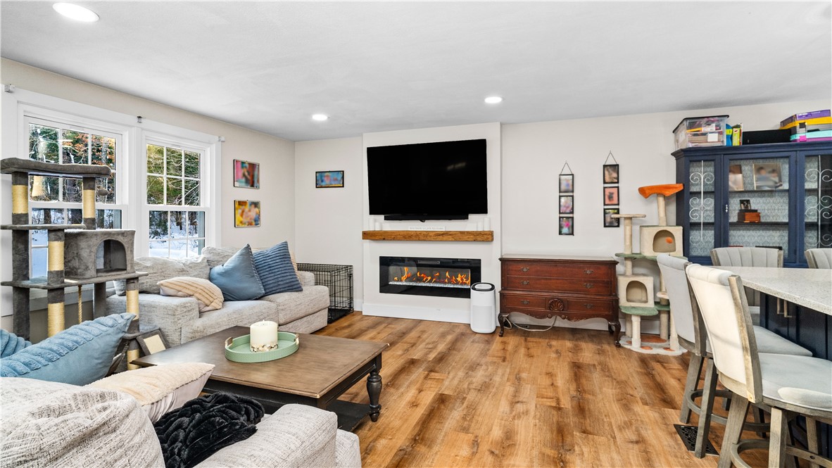 555 Mail Road Exeter, RI 02822 - Photo 5 of 33