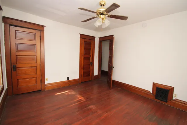 $79,800 | 1033 Spafford Avenue, Rockford, IL 61107