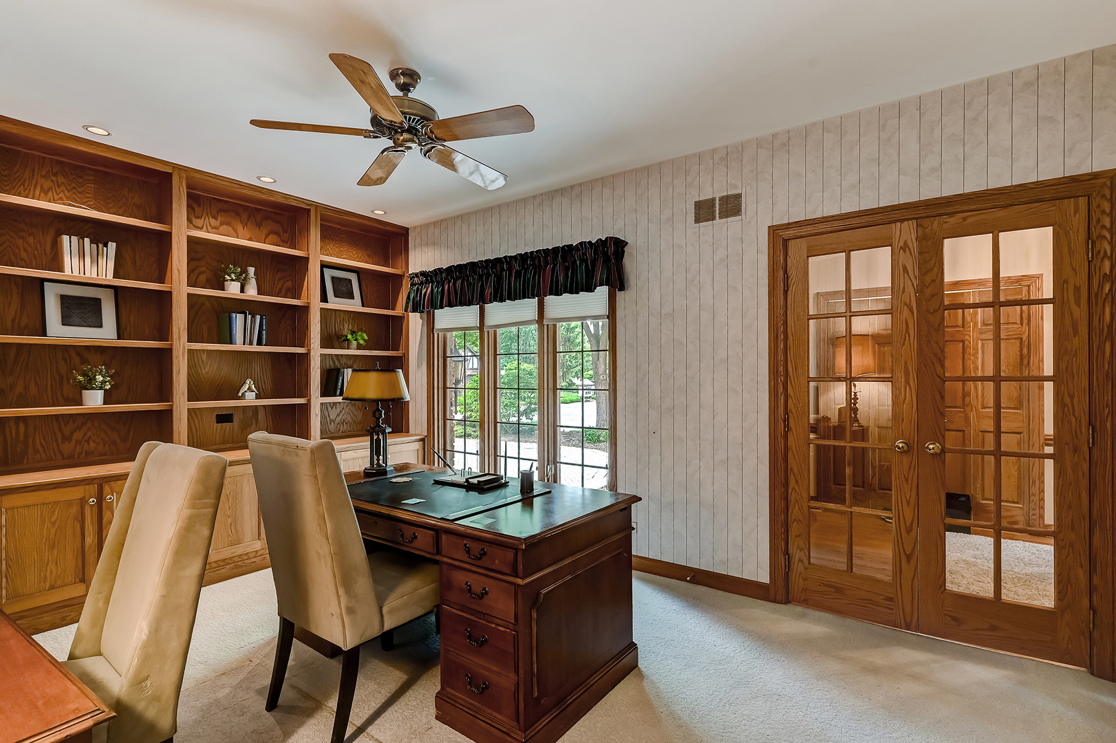 68 Berkshire Court Burr Ridge, IL 60527 - Photo 6 of 32