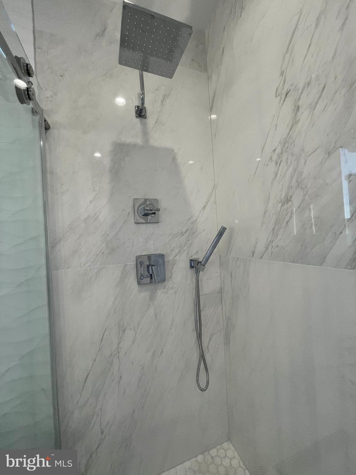 2011 Renaissance Walk, Unit 13 Philadelphia, PA 19145 - Photo 40 of 52 Kohler fixtures throughout