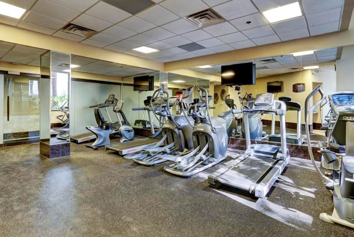 3525 Sage Road, Unit 403 Houston, TX 77056 - Photo 33 of 35 Fitness Center