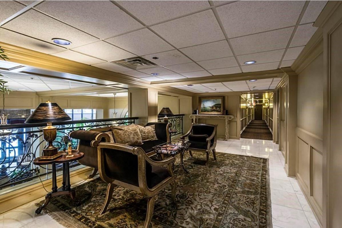 3525 Sage Road, Unit 403 Houston, TX 77056 - Photo 35 of 35 Mezzanine