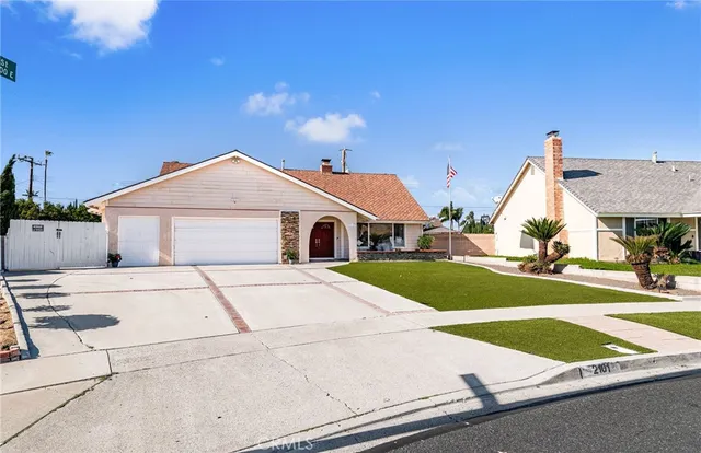 $1,179,900 | 2101 Traynor Avenue, Placentia, CA 92870