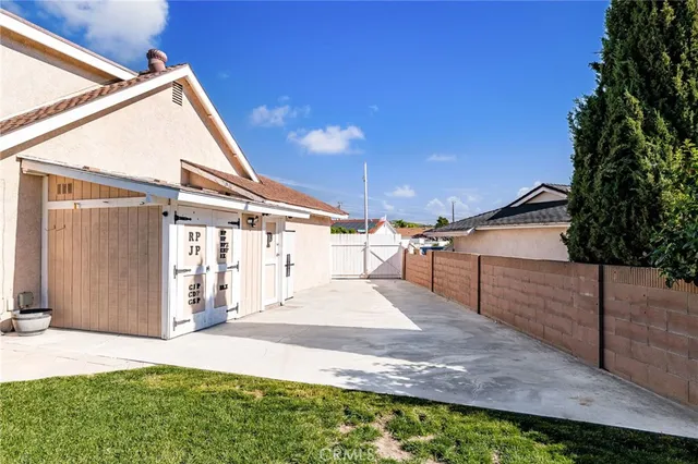 $1,179,900 | 2101 Traynor Avenue, Placentia, CA 92870