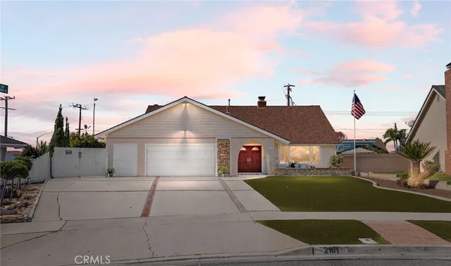 $1,179,900 | 2101 Traynor Avenue, Placentia, CA 92870