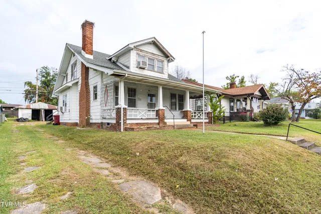 $124,500 | 1411 East Unaka Avenue, Johnson City, TN 37601