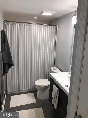 $1,650 | 2533 11th Street Northwest, Unit B, Washington, DC 20001