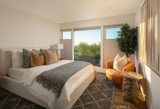 $5,295,000 | 1007 White Sails Way, Corona del Mar, CA 92625