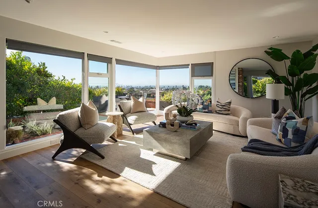 $5,295,000 | 1007 White Sails Way, Corona del Mar, CA 92625