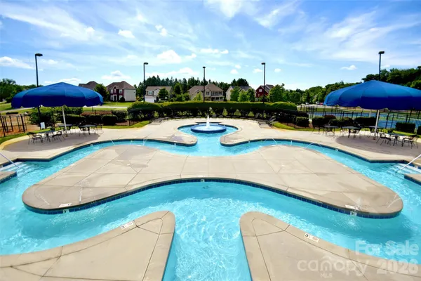 $500,000 | 440 Sweet Shrub Court Northwest, Concord, NC 28027