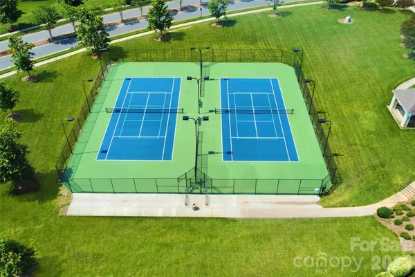 $500,000 | 440 Sweet Shrub Court Northwest, Concord, NC 28027