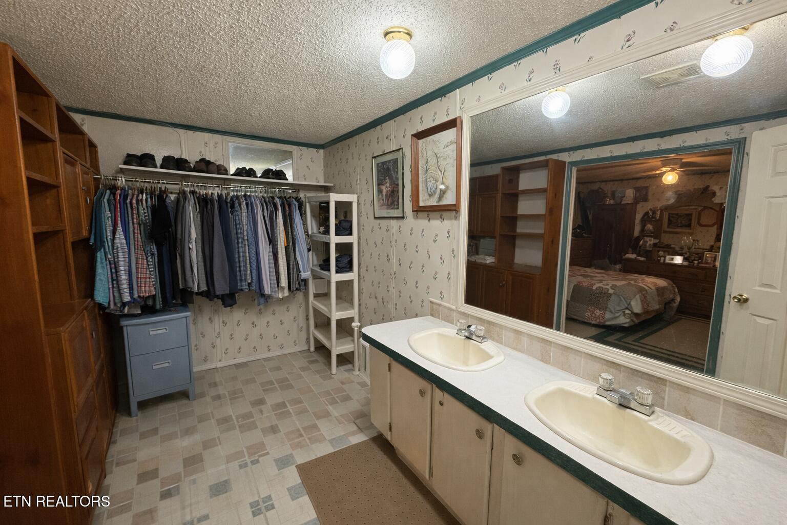 239 Towee Pike Reliance, TN 37369 - Photo 12 of 28 02036F02-D969-4096-9EC7-8FD10515B19A