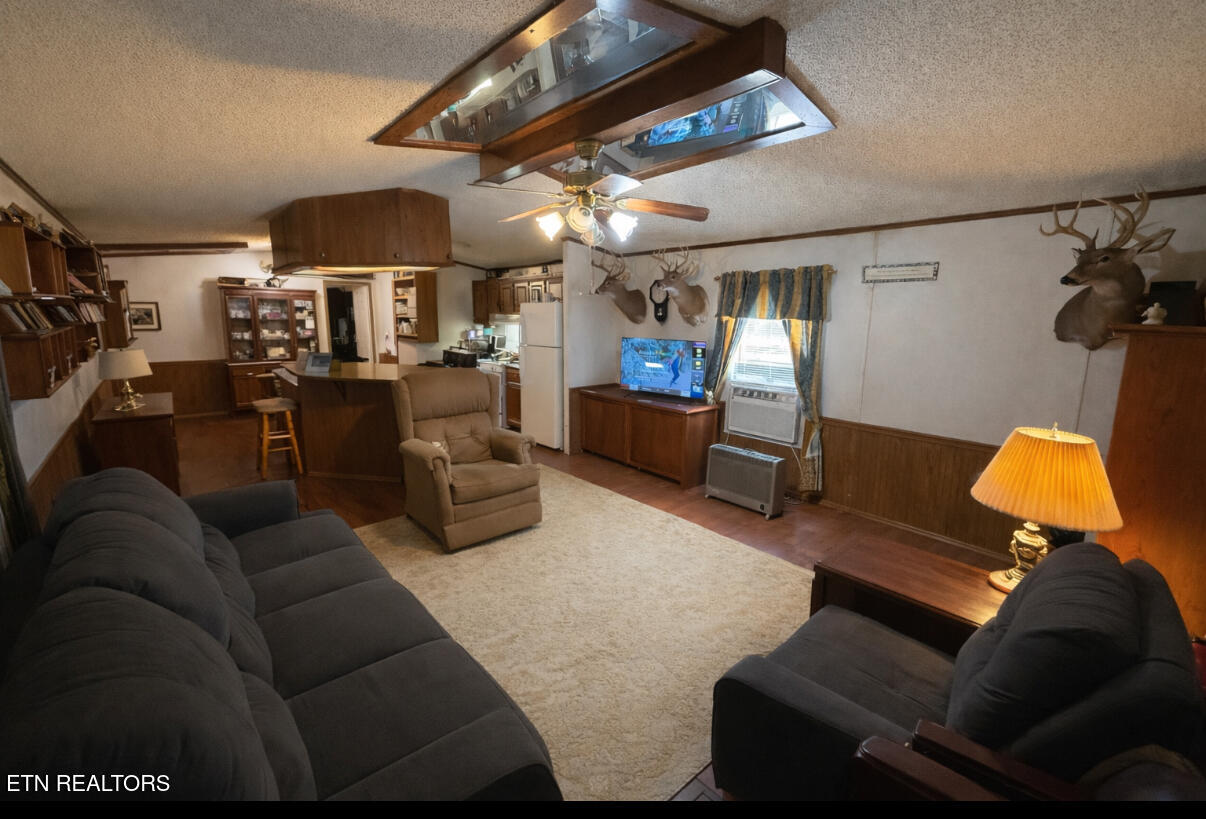 239 Towee Pike Reliance, TN 37369 - Photo 9 of 24 IMG_2446