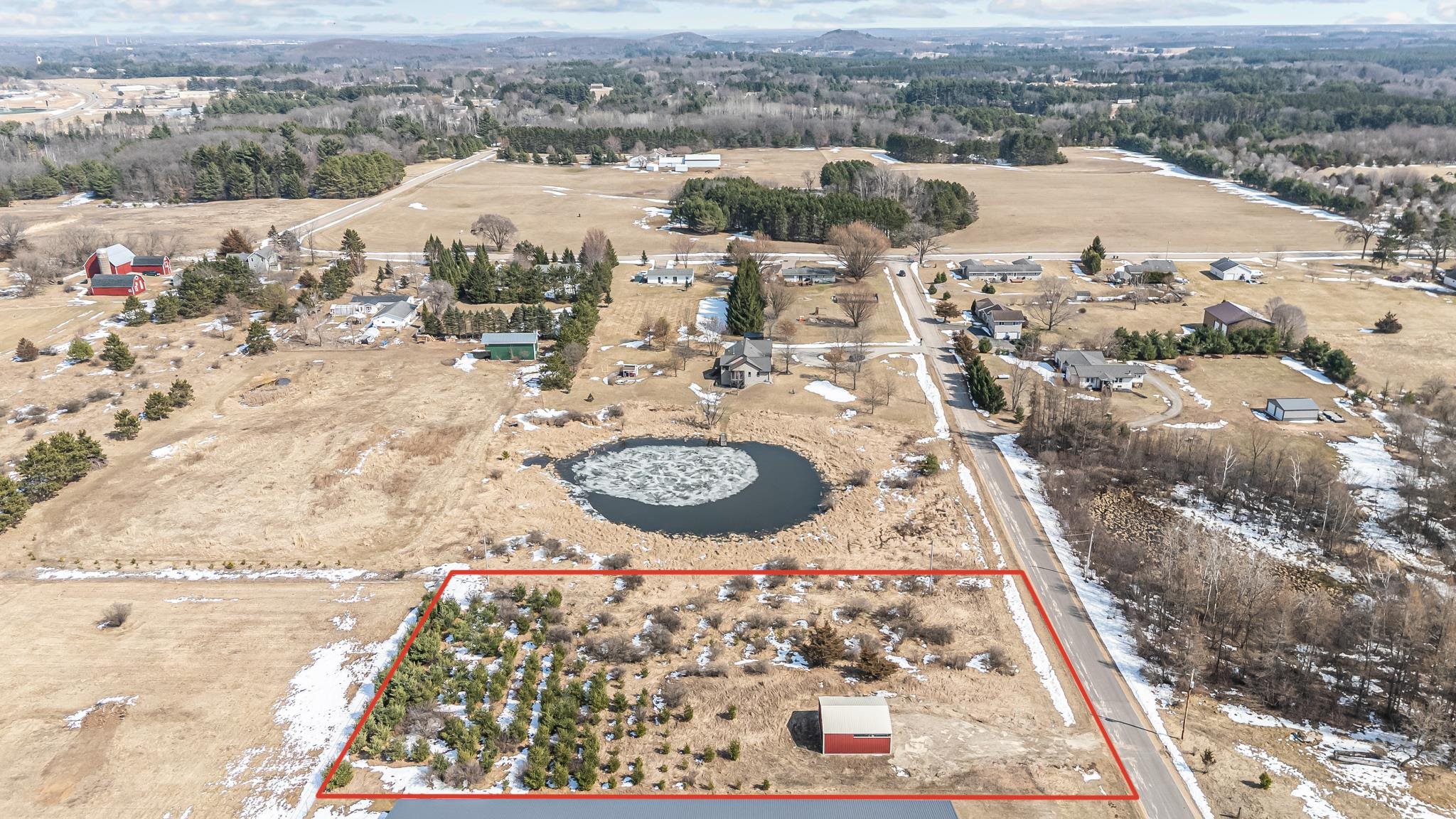 E2030 Polly Road Waupaca, WI 54981 - Photo 2 of 21