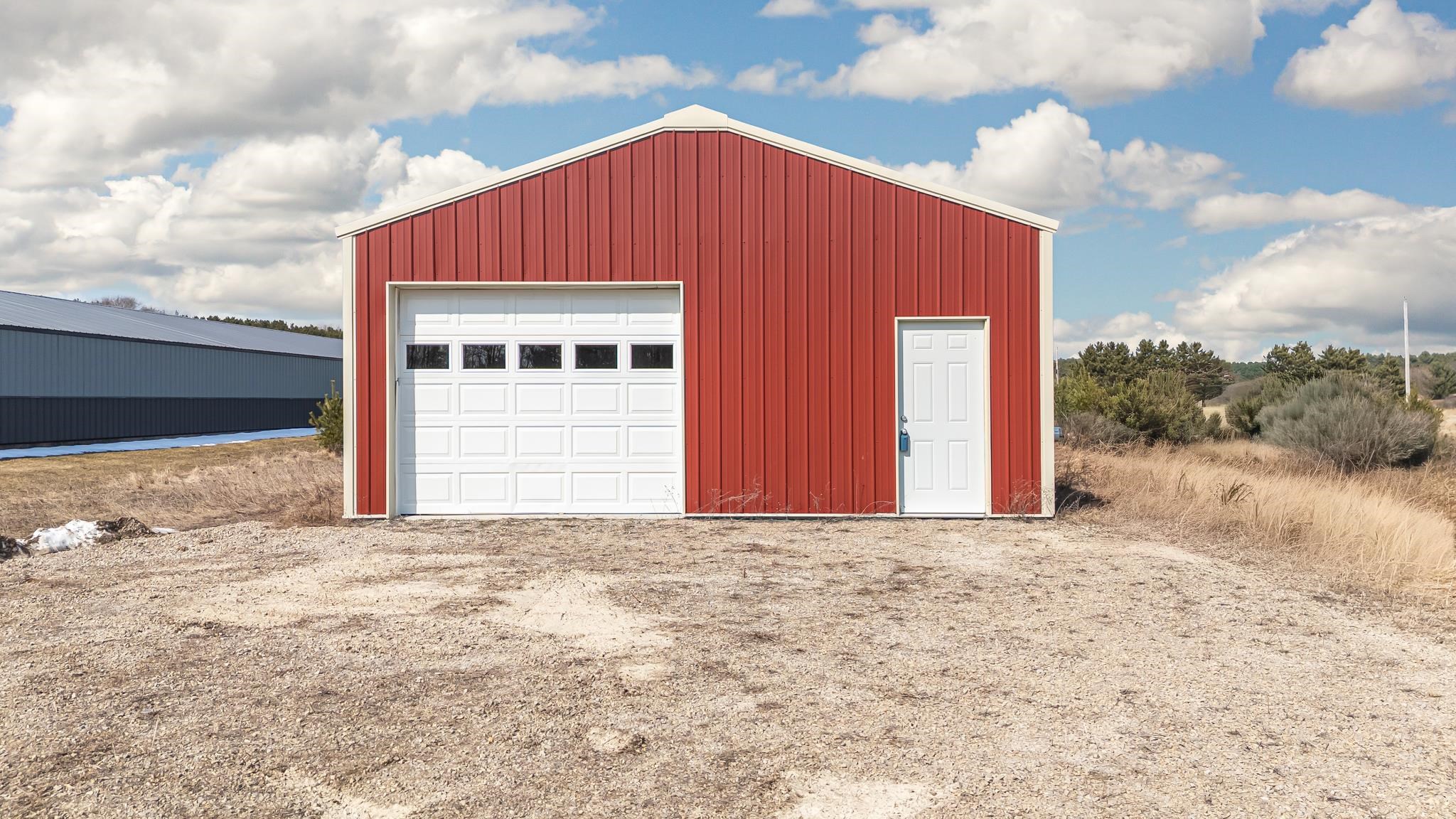 E2030 Polly Road Waupaca, WI 54981 - Photo 7 of 21