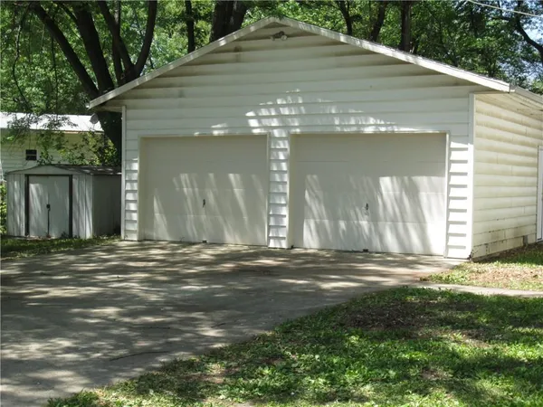 $1,995,000 | 3816 Wyoming Street, Kansas City, MO 64111