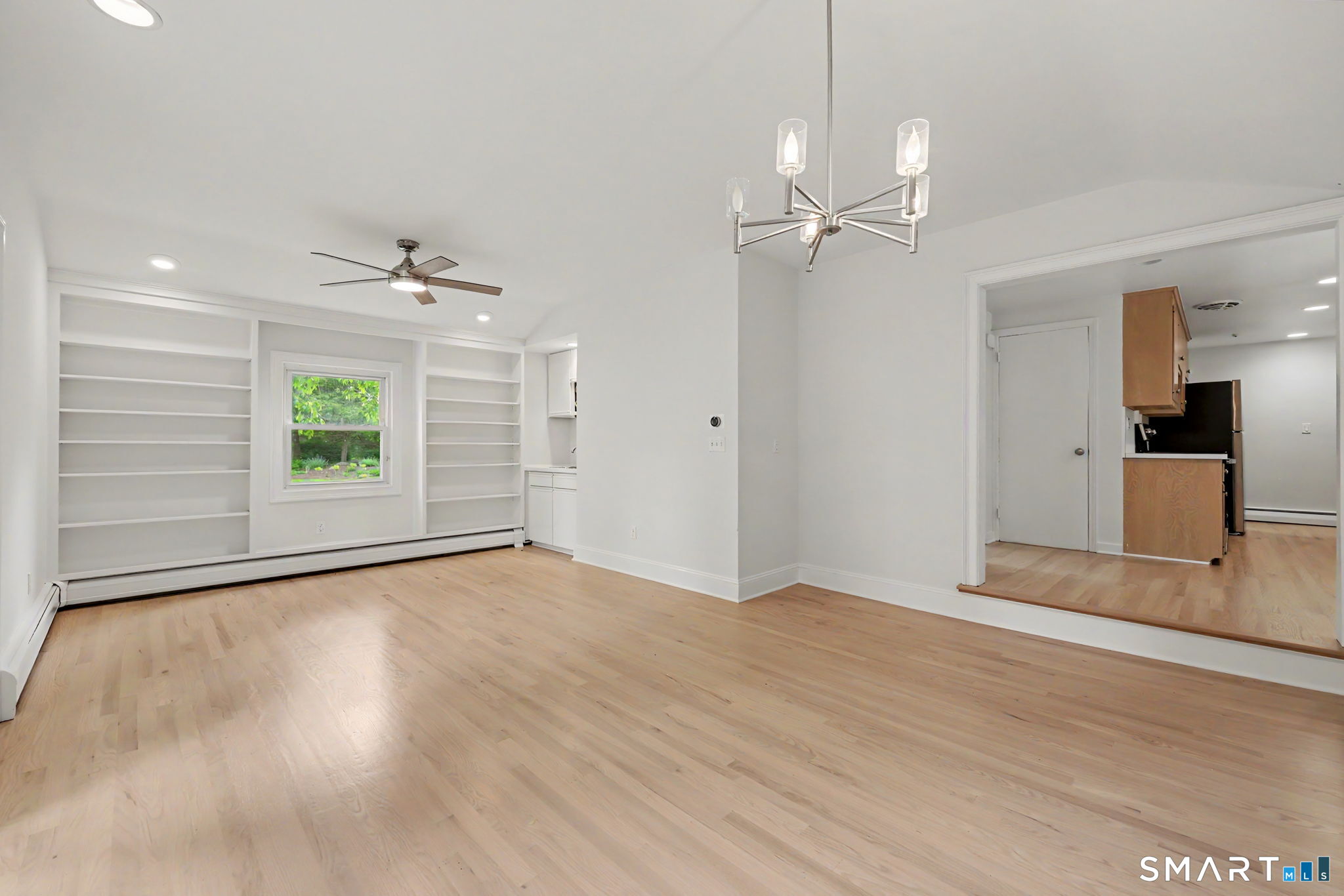 27 Apple Lane Redding, CT 06896 - Photo 13 of 40