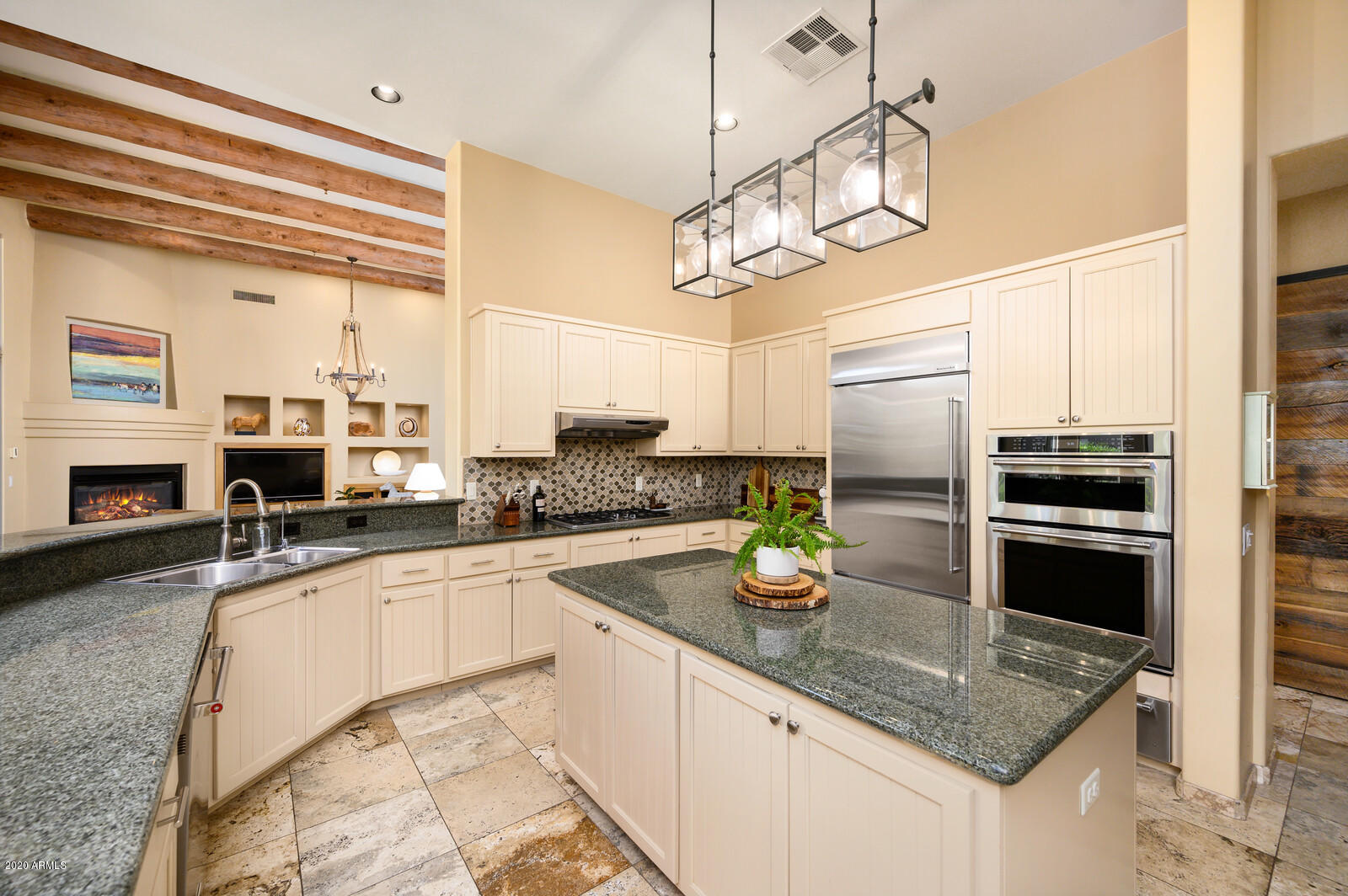 9669 East Peak View Road Scottsdale, AZ 85262 - Photo 11 of 36 Kitchen