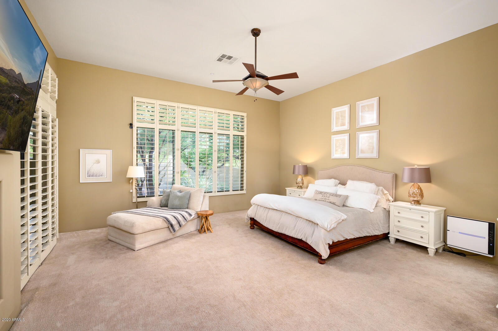 9669 East Peak View Road Scottsdale, AZ 85262 - Photo 17 of 36 Split Master Suite