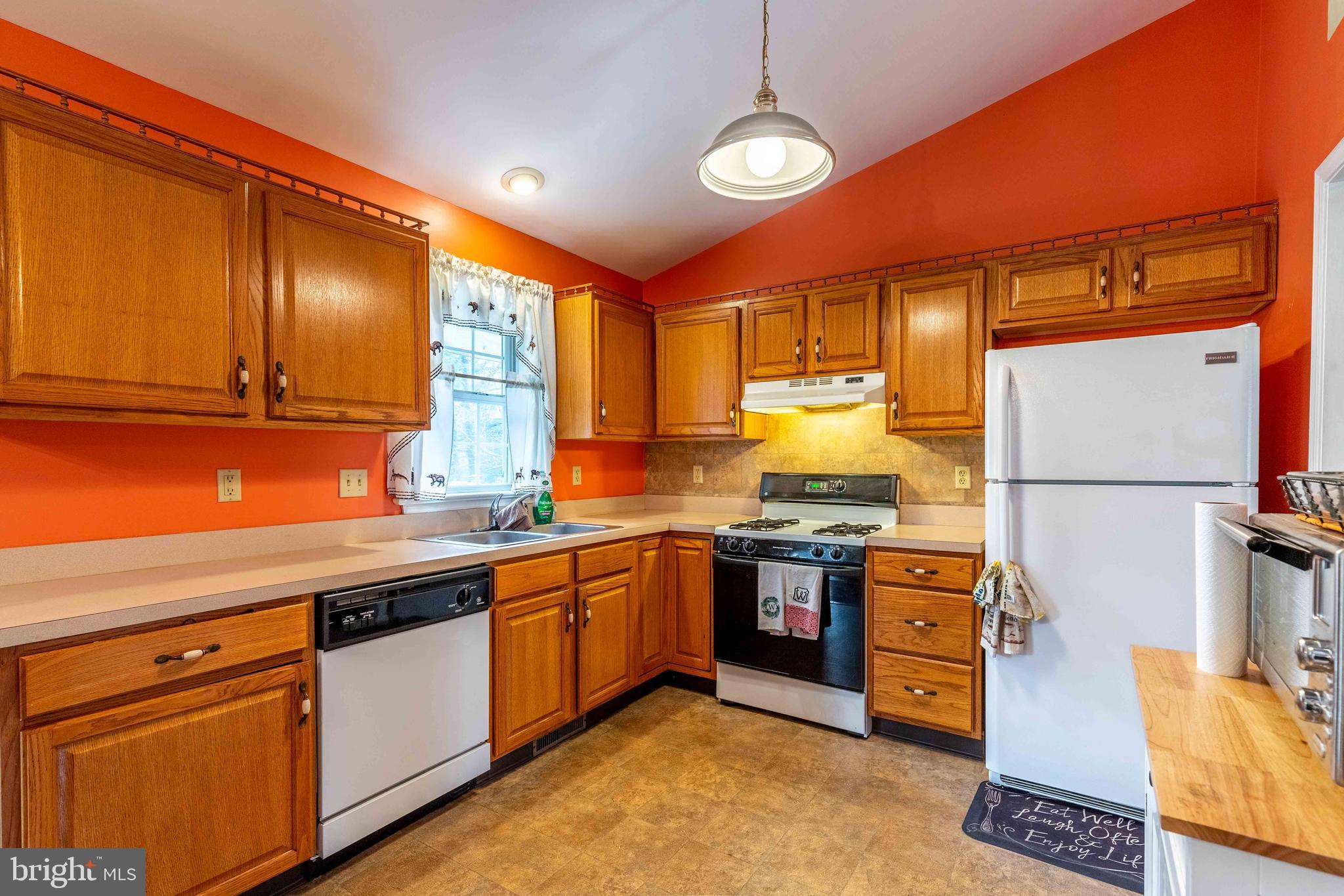 985 Doe Run Road Coatesville, PA 19320 - Photo 11 of 35