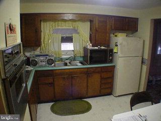 1560 Robert Road Lancaster, PA 17601 - Photo 3 of 3 Gallery Image 3
