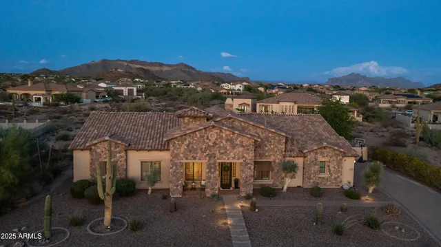 $1,415,000 | 2255 North Hillridge, Mesa, AZ 85207