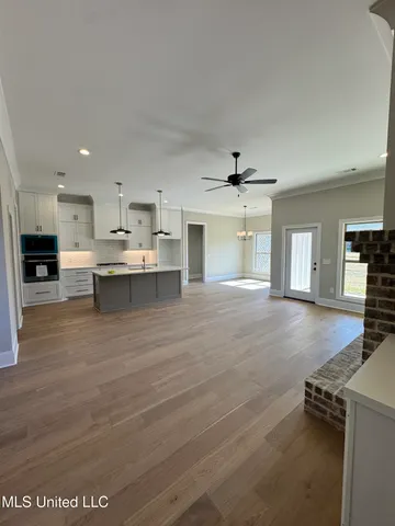 $2,800 | 115 Southern Oak Way, Canton, MS 39046