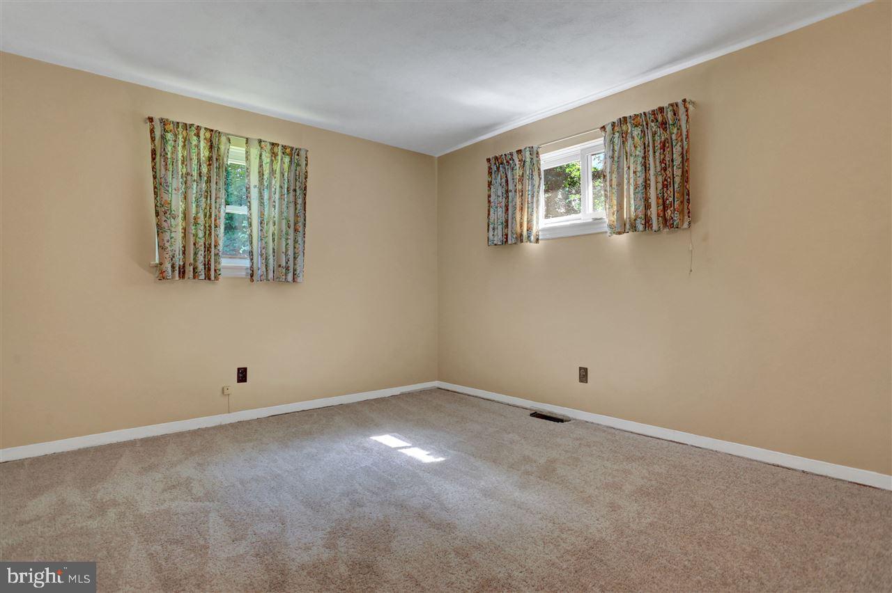 2288 Ridgewood Road York, PA 17402 - Photo 14 of 25 Gallery Image 14
