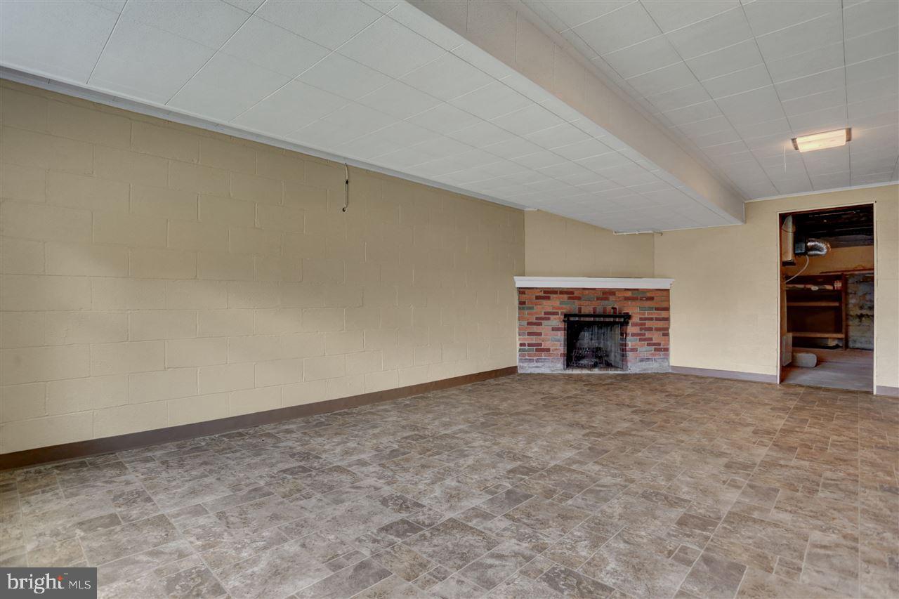 2288 Ridgewood Road York, PA 17402 - Photo 19 of 25 Gallery Image 19