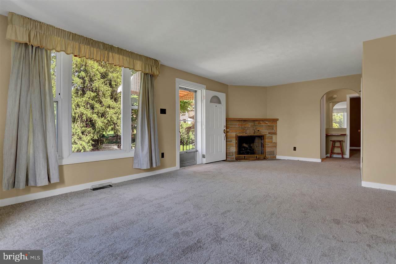 2288 Ridgewood Road York, PA 17402 - Photo 5 of 25 Gallery Image 5