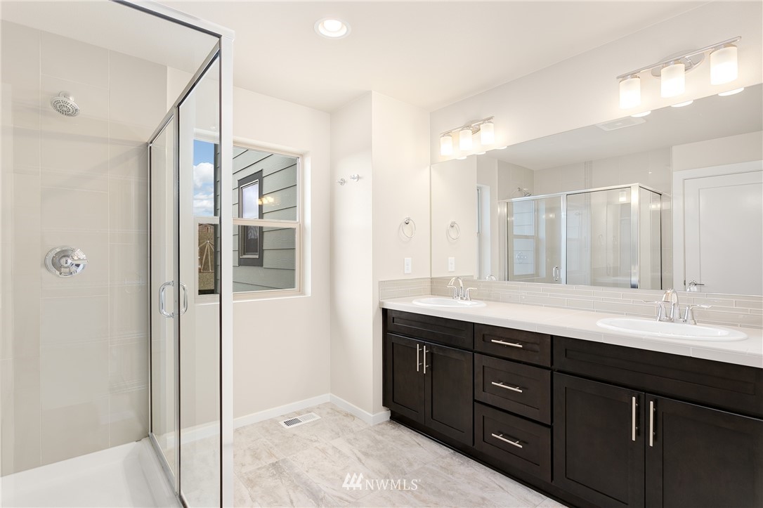 303 Southwest Langston Road, Unit 5 Renton, WA 98057 - Photo 14 of 24