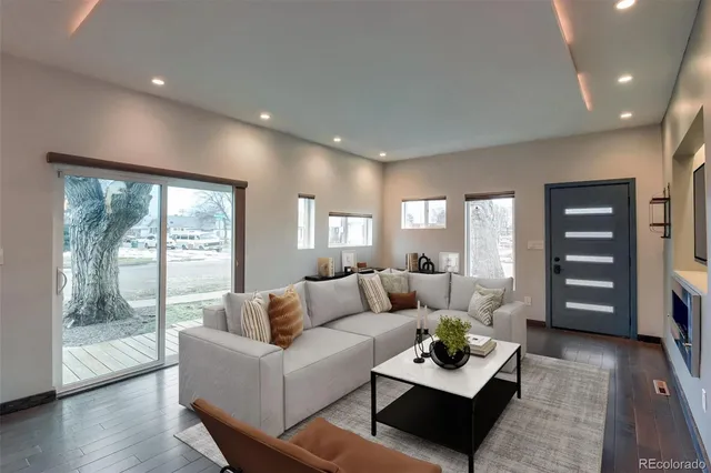 $4,000 | 2798 South Lincoln Street, Englewood, CO 80113