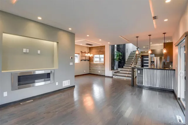 $4,000 | 2798 South Lincoln Street, Englewood, CO 80113