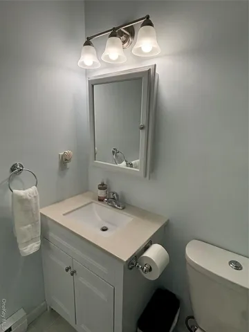 $322,900 | 678 Sierra Vista Lane, Valley Cottage, NY 10989