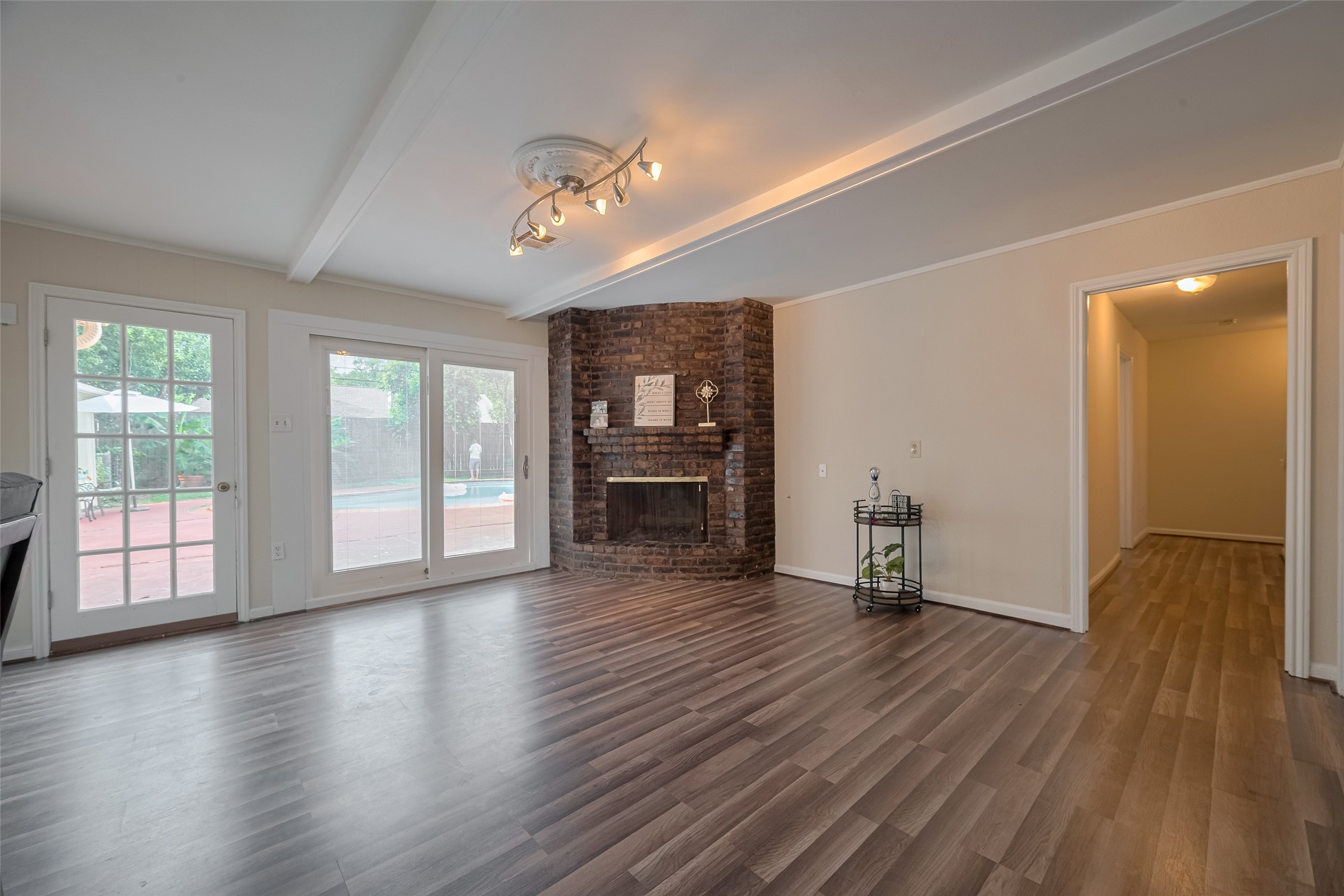 7914 Roos Road Houston, TX 77036 - Photo 18 of 50