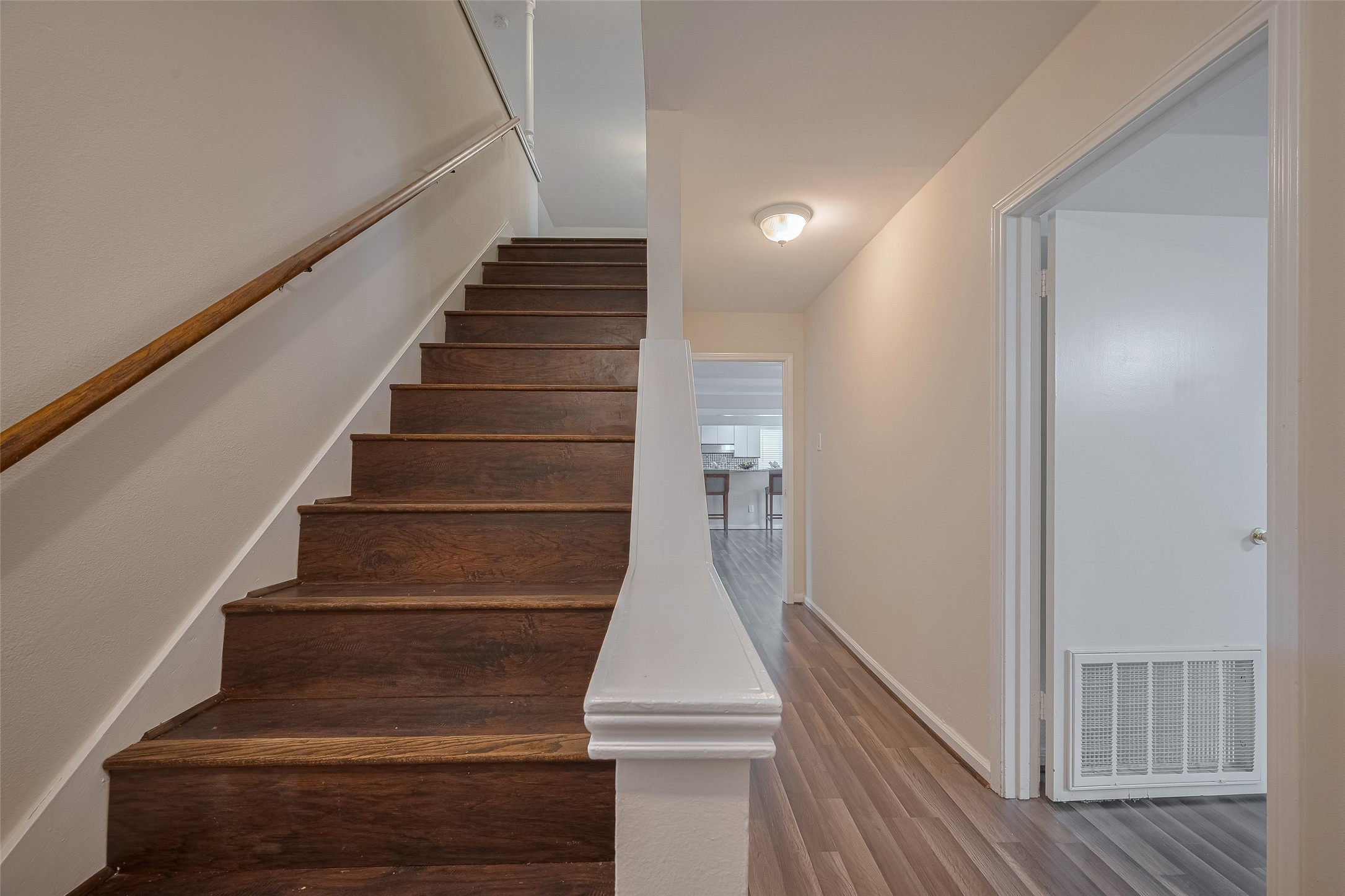 7914 Roos Road Houston, TX 77036 - Photo 26 of 50